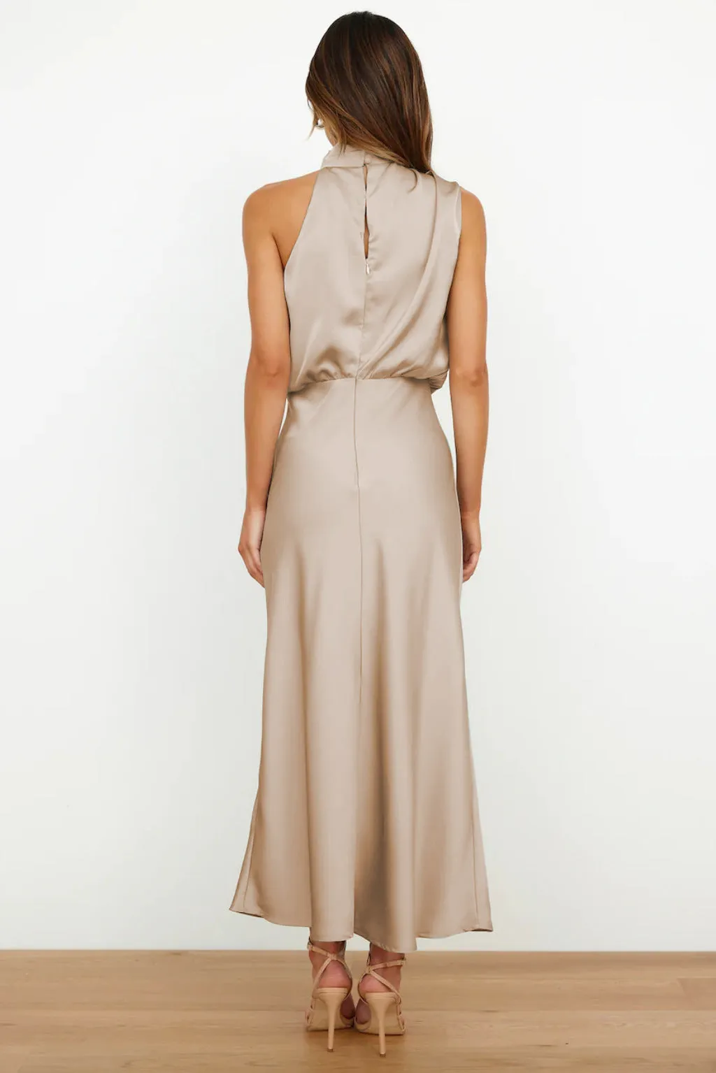 Aida | Elegant Satin Halter Dress