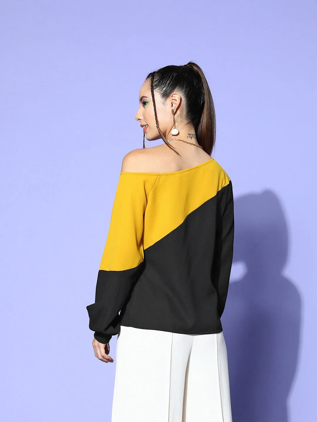 Berrylush Women Black & Mustard Yellow Colour-Blocked Pattern Round Neck Bishop Sleeves Regular Blouson Top