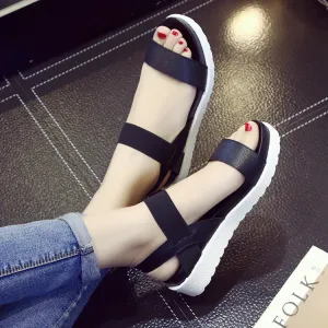 Elastic wedge sandals