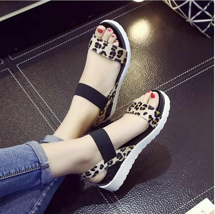 Elastic wedge sandals