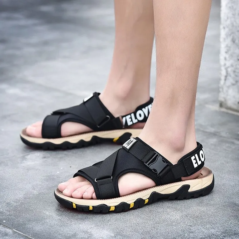 Fashion Anti-skid Men's Sandals / Light Mesh Sandals / Breathable Shoes with Strap