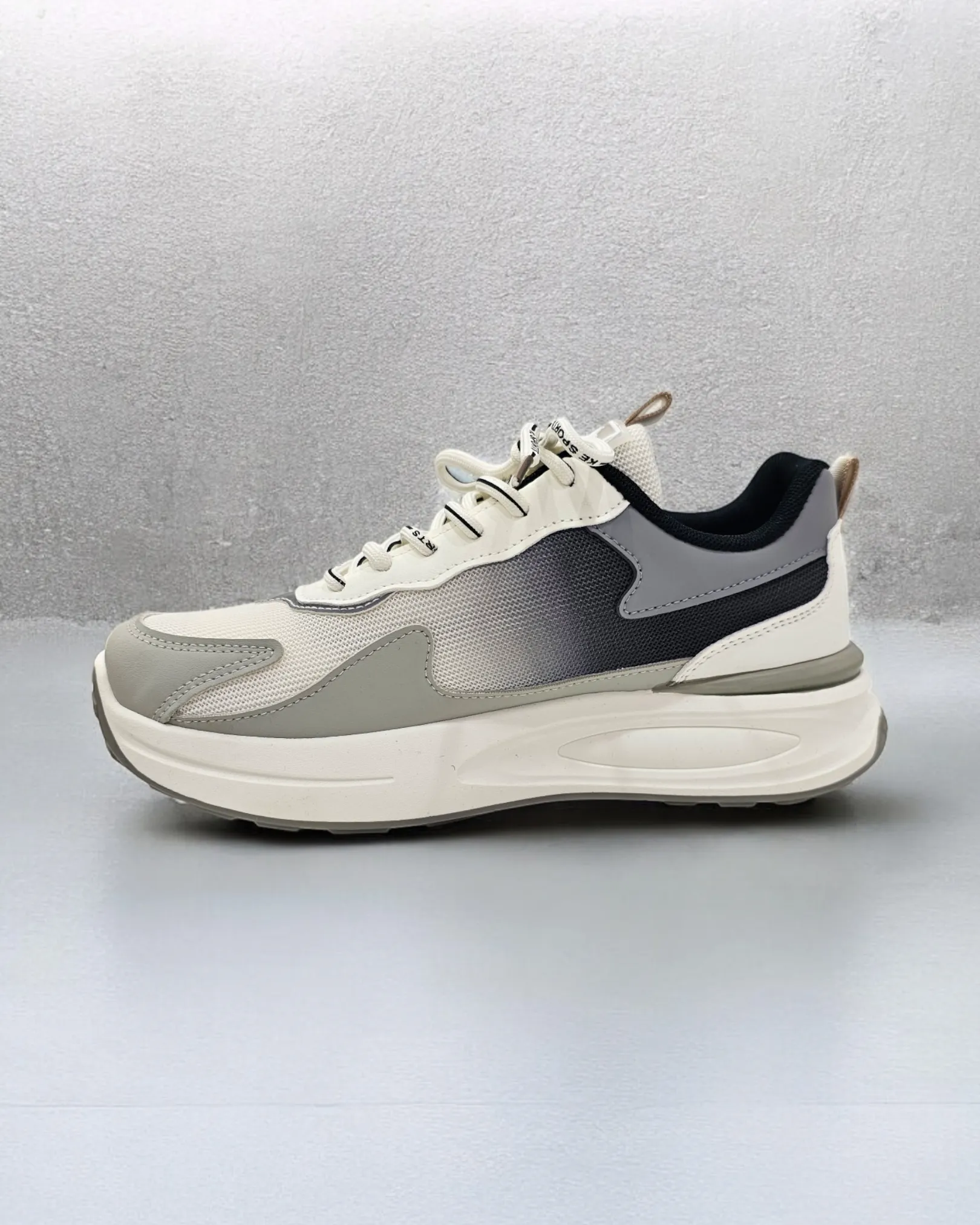 Mens Textured Fashion Sneakers