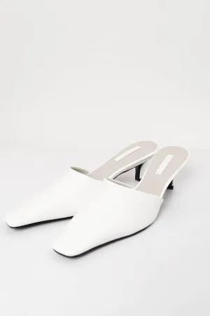 Zyla Mules In White